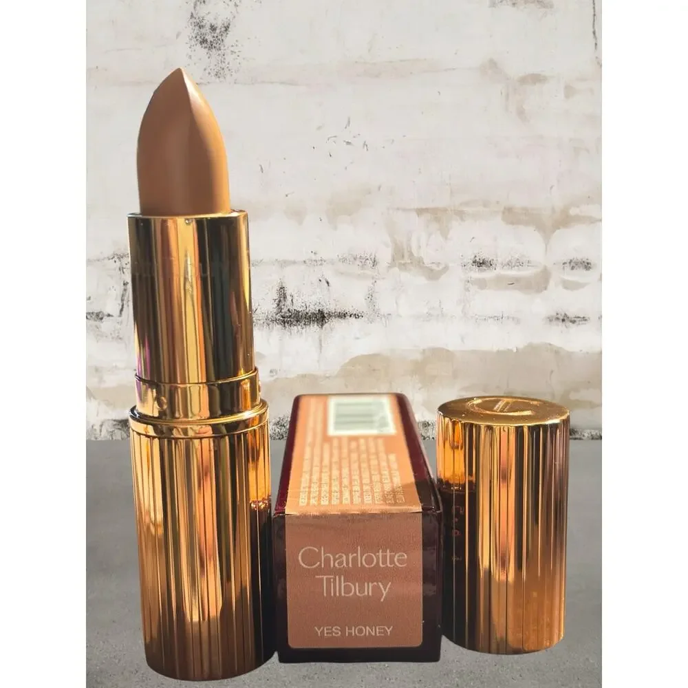 Charlotte Tilbury K.I.S.S.I.N.G Lipstick in Yes Honey NIB
